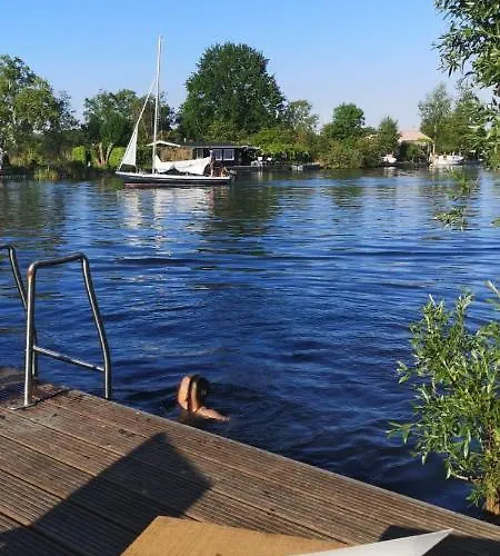 C'est La Vie Houseboat * Nederhorst den Berg